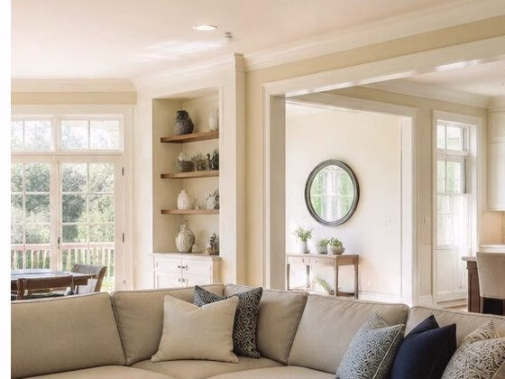 Living room with reliable home Wi-Fi in a Northern New Jersey home